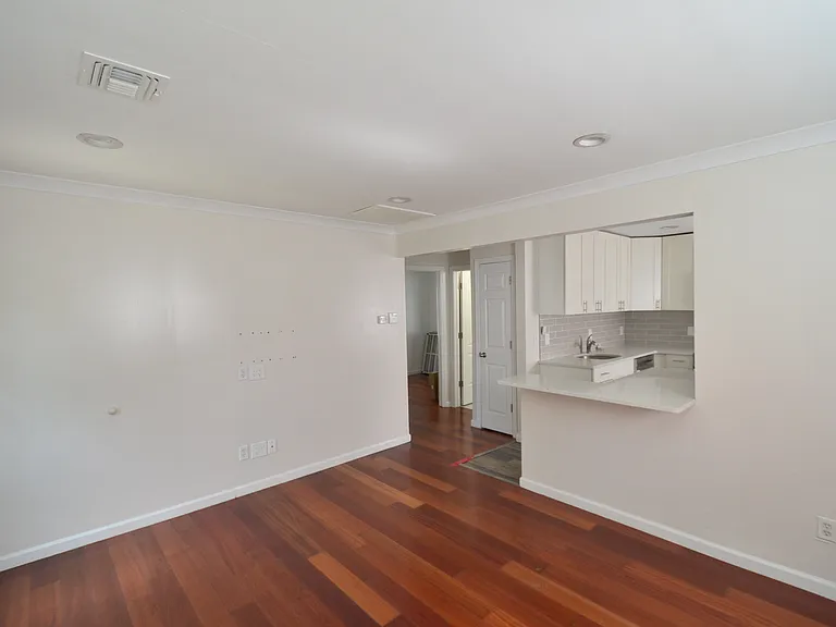 22 Tulip Ct — Photo 5