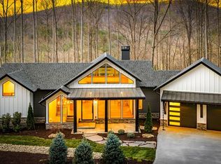 172 Grand Oaks Trl, Morganton, GA 30560