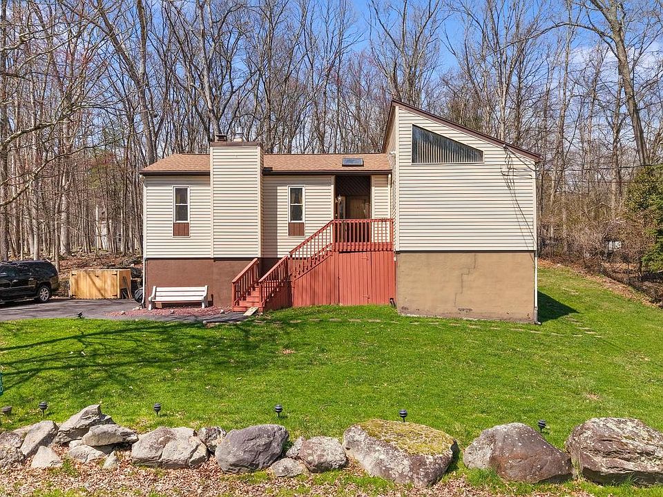 1st image of 110 Sundew Dr