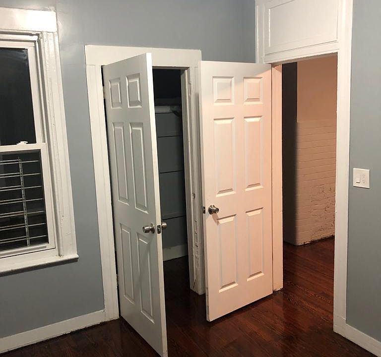 2nd image of 231 N 19th St APT 2