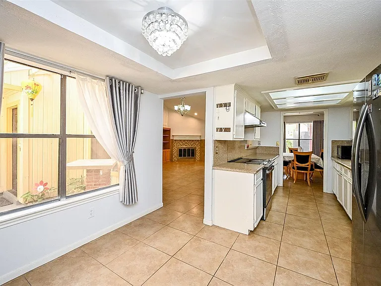 14431 Royal Hill Dr — Photo 9