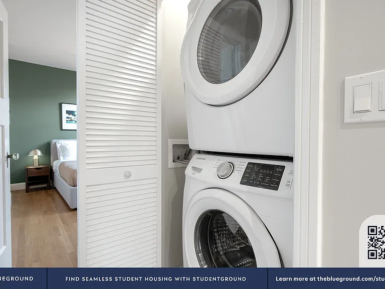 Washer/Dryer in Apartment