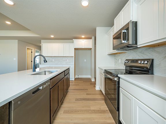 7th image of this home