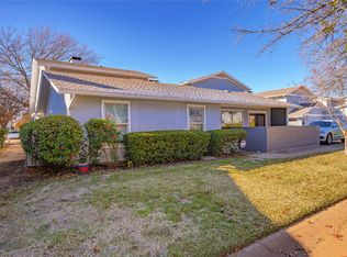 624 Timberline Dr, Hurst, TX 76053