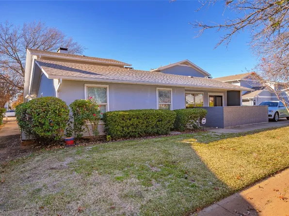 624 Timberline Dr, Hurst, TX 76053