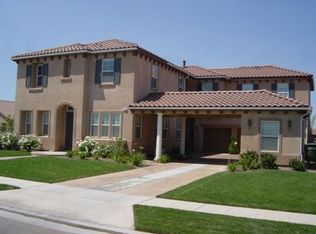1904 N Whiteash Ave, Clovis, CA