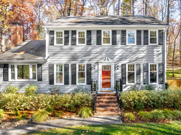 1 Tupelo Ln, Chapel Hill, NC 27514