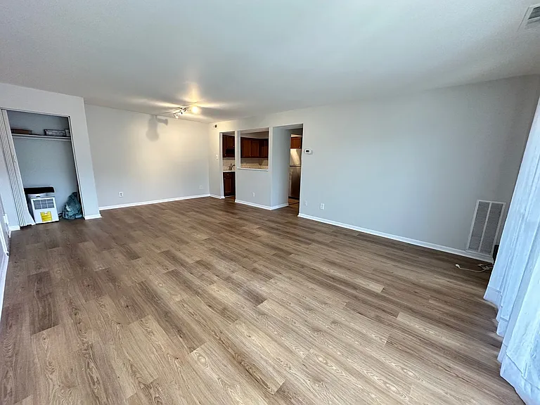 10108 Campus Way S #204-3C — Photo 6