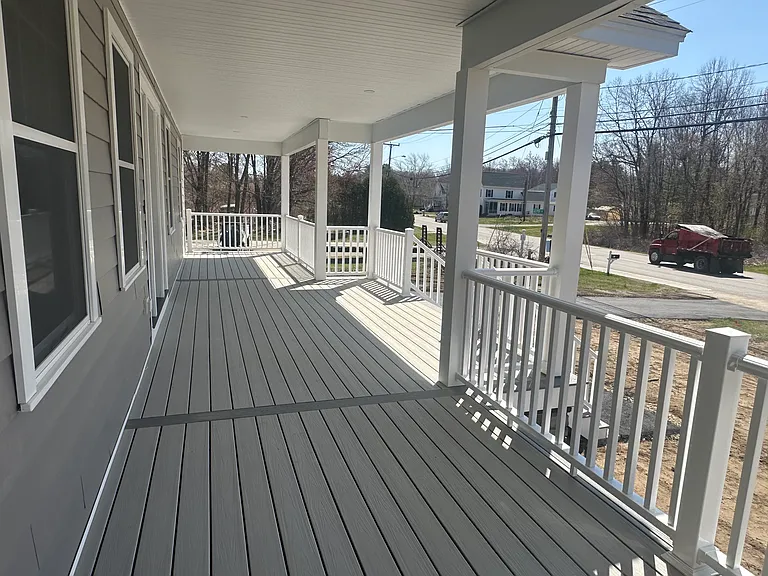 Railroad Ave — Photo 2