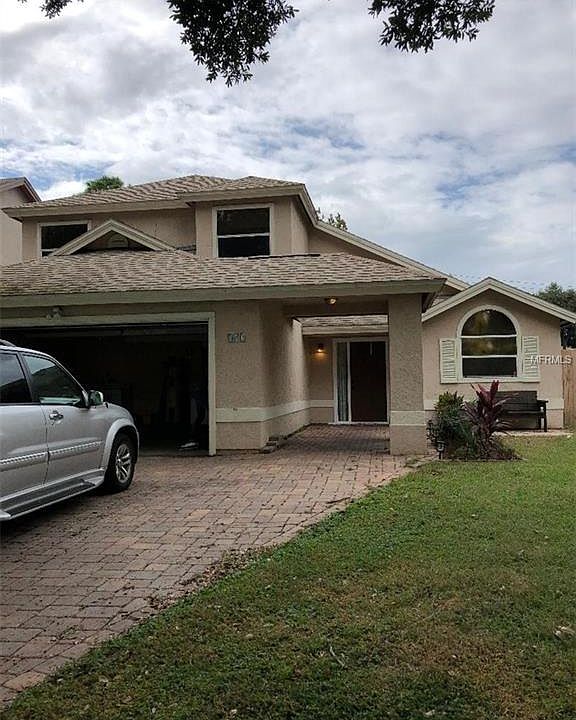 1st image of 302 Tiburon Ct