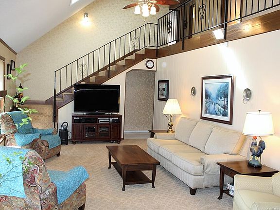5th image of 22313 S Dogwood Ct