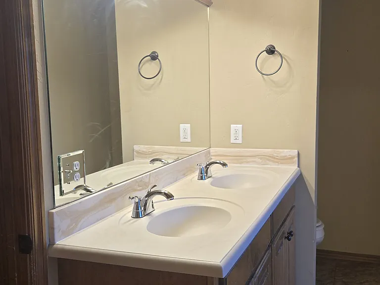 12217 Fox Hill Way — Photo 16
