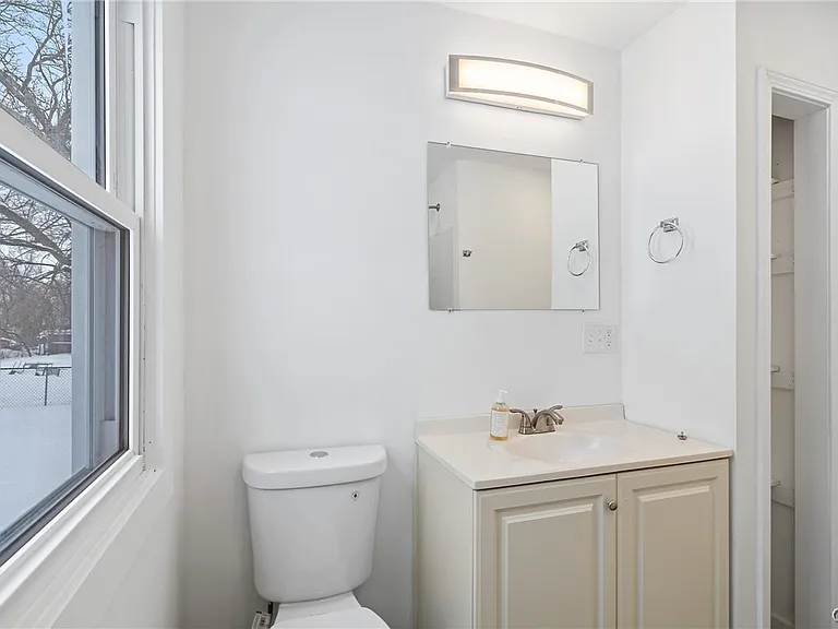429 Beechwood Ave — Photo 14