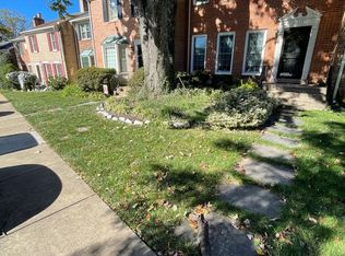10520 Assembly Dr, Fairfax, VA 22030