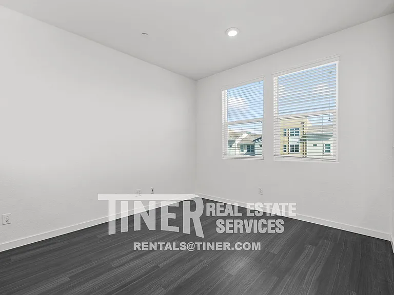 4152 Rotor Ln — Photo 16