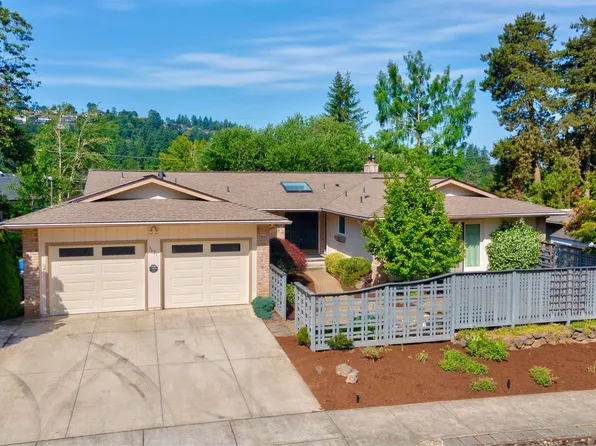 3621 Elderberry Dr S, Salem, OR 97302