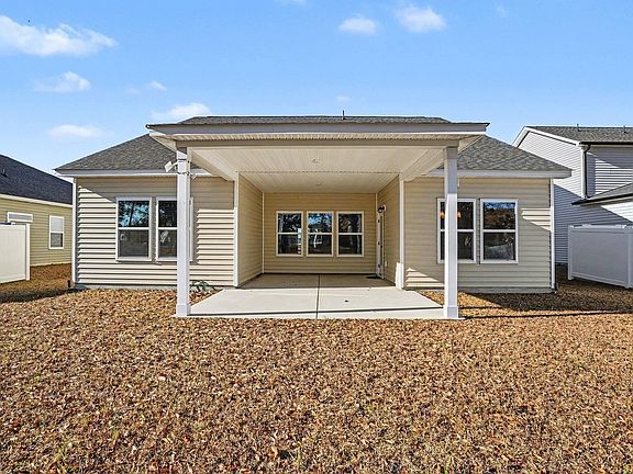 3rd image of 3084 Palma Way