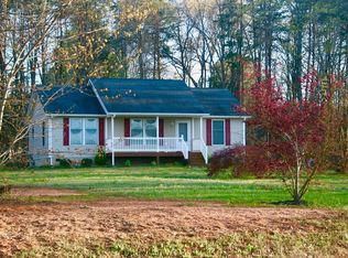 115 Windsor Pl, Buckingham, VA 23921