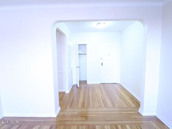 5th image of 6509 99th St APT 3J