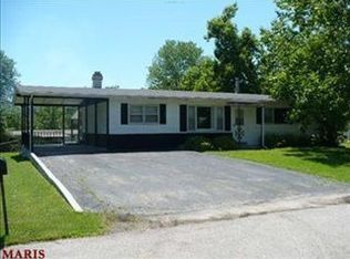 313 View Point Ln, Lake St Louis, MO 63367