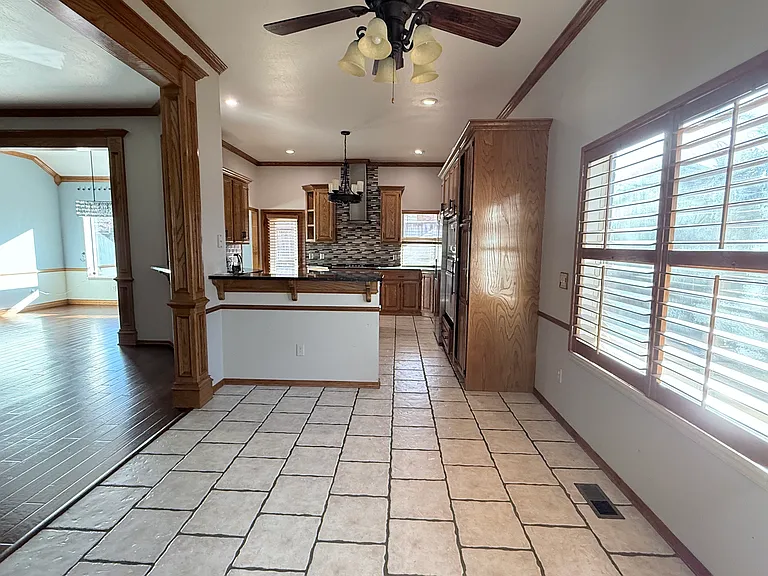 2724 Ashehollow Ln — Photo 6
