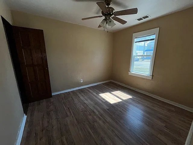 801 5th Ave #1 — Photo 7