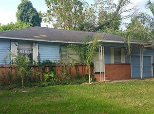 5027 Caplin St, Houston, TX 77026
