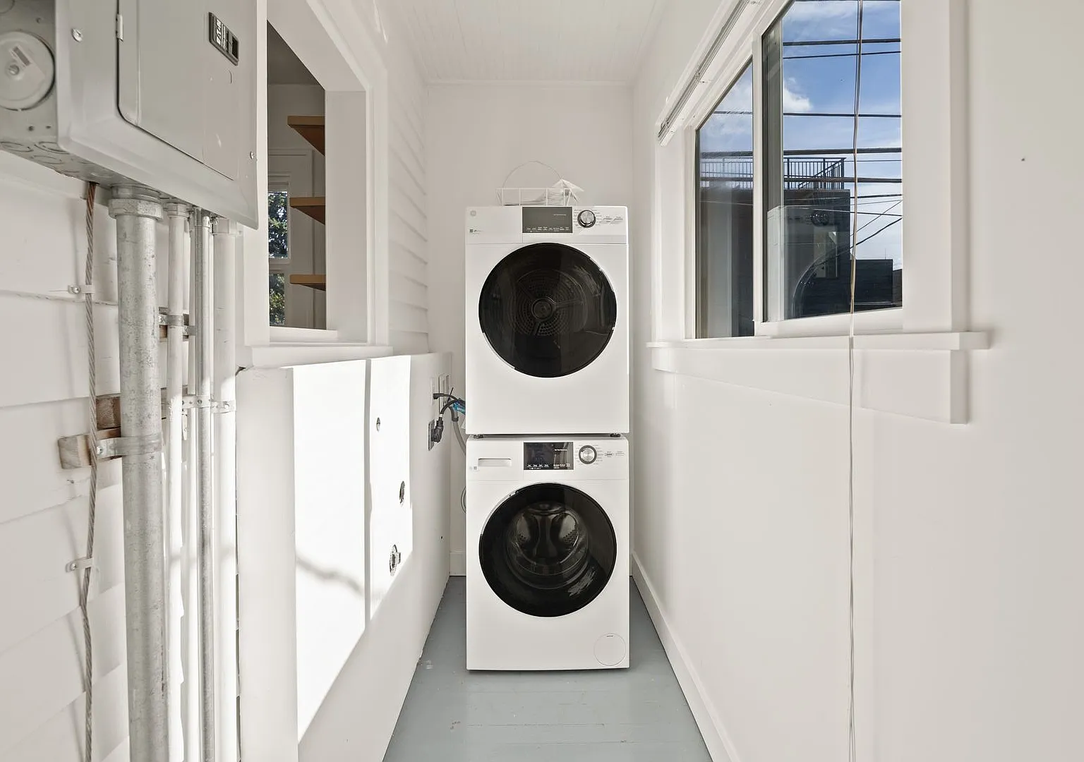 Queen Anne 5-Plex — Photo 4