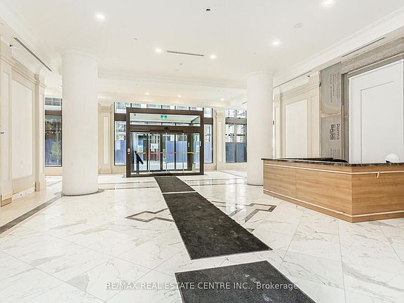 4th image of 36 Elm Dr W #1610