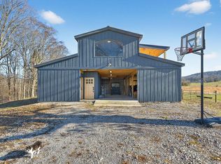 8225 Red Hill Rd, Pall Mall, TN 38577
