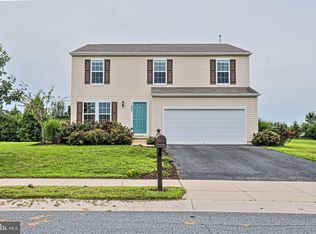 394 W Pembrooke Dr, Smyrna, DE 19977