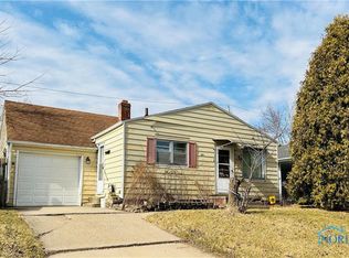 4229 Packard Rd, Toledo, OH 43612