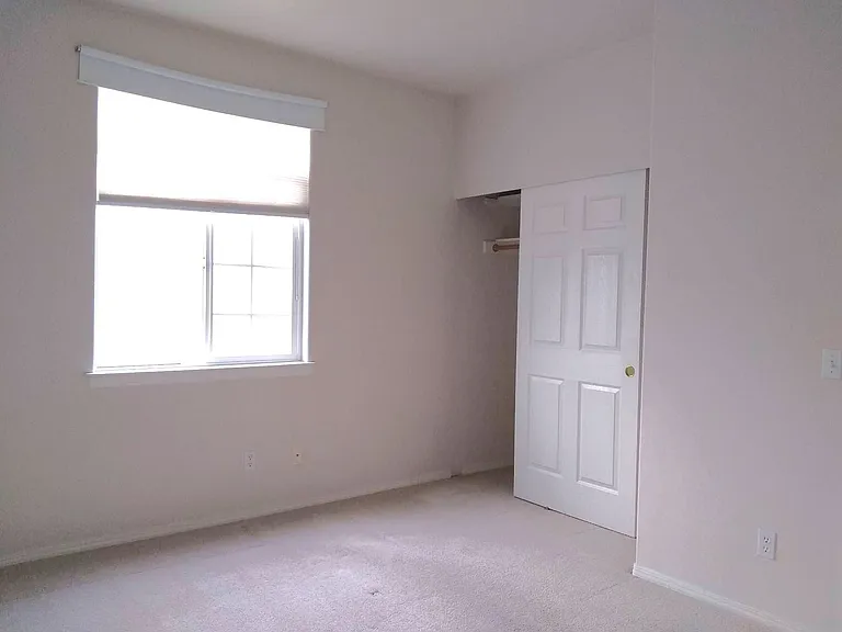 773 Mahonia Dr — Photo 7