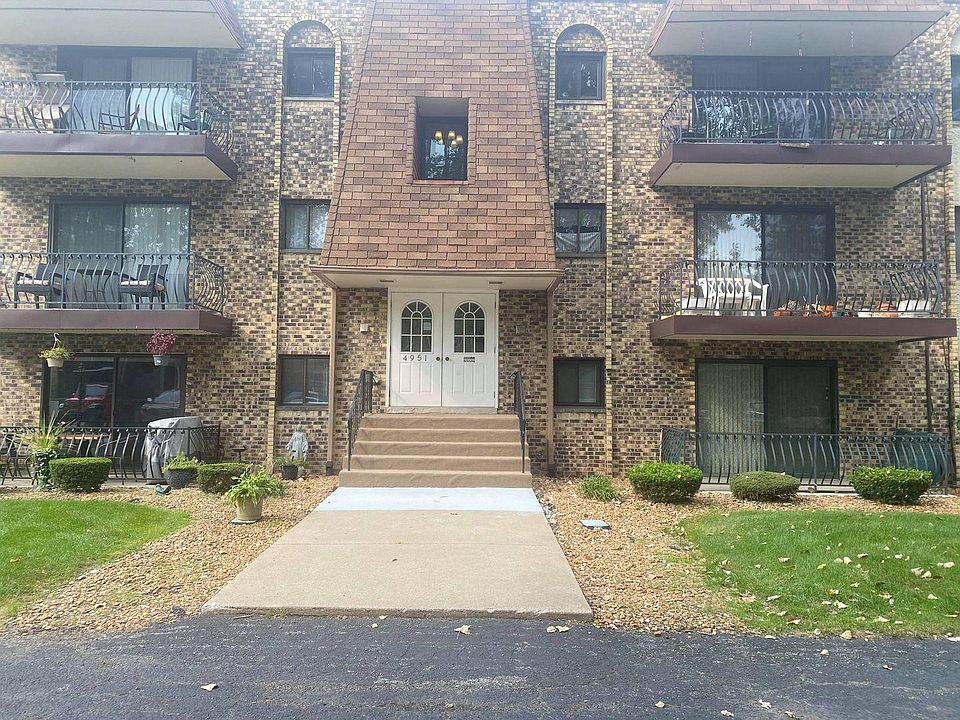 1st image of 4951 134th Pl APT 2D