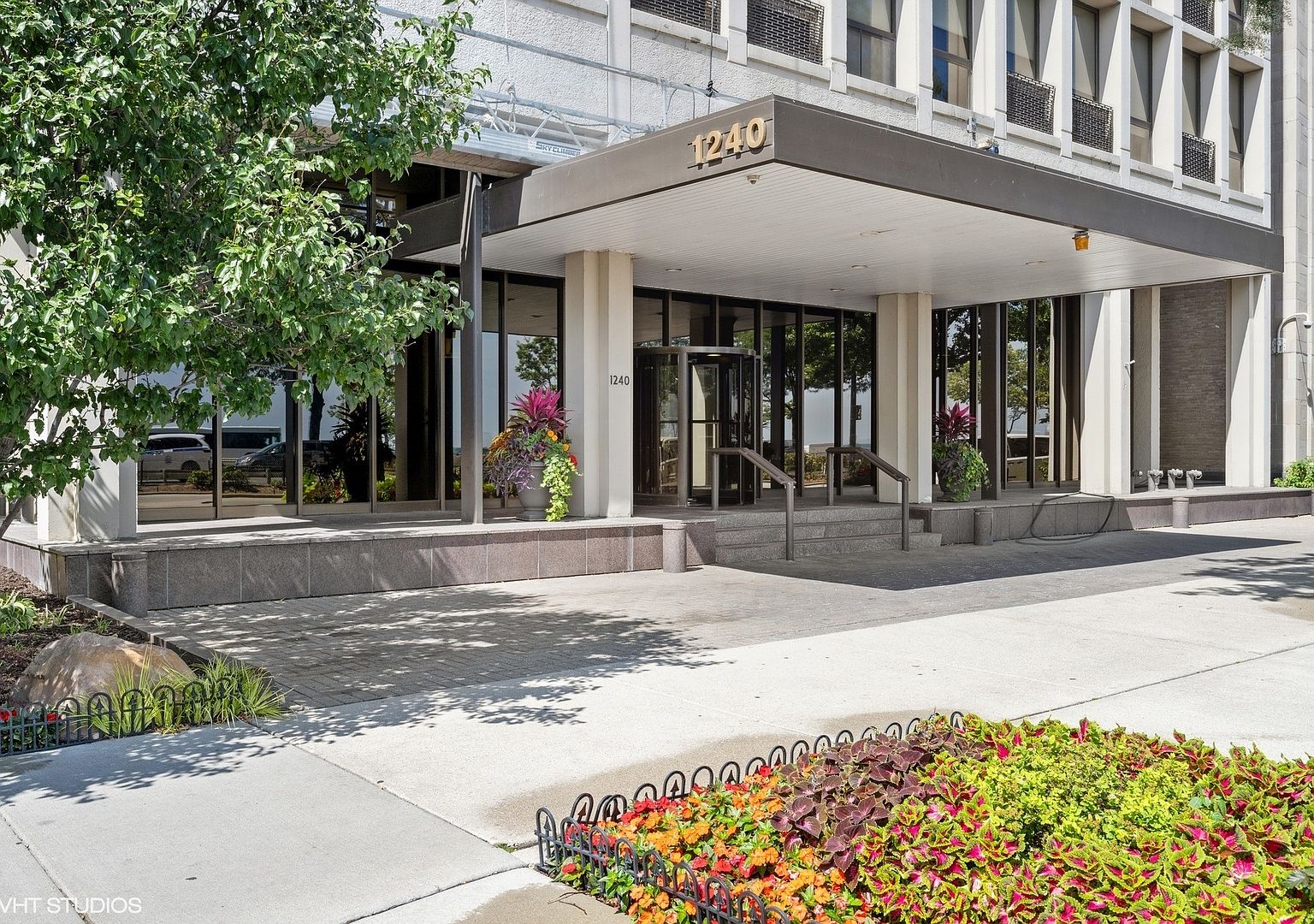 1240 N Lake Shore Dr APT 19B, Chicago, IL 60610 Zillow
