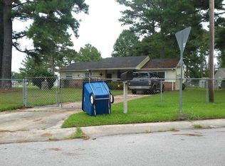 101 S Hill Ct, Jacksonville, NC 28540