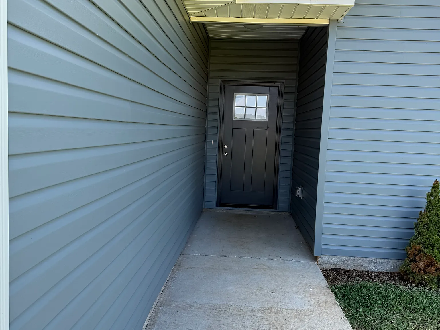 3 bed, 1768 sqft, $1,700 — Photo 2