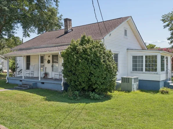 7 22nd St, Greer, SC 29651