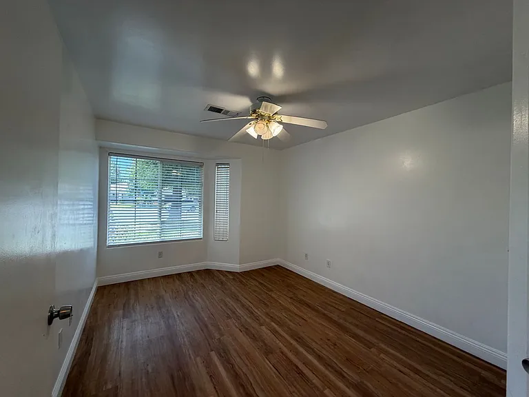 5800 Potenza Ln — Photo 39