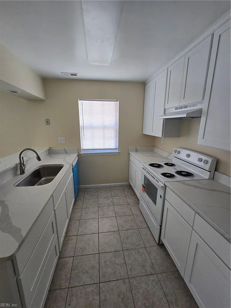 2 bed, 2.5 bath, 1254 sqft, $2,100 — Photo 4