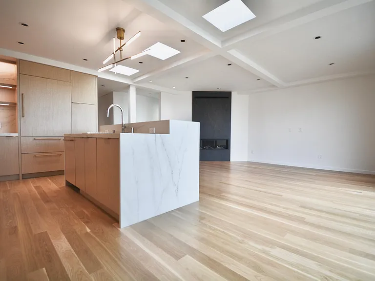 120 Randall St #120 — Photo 13