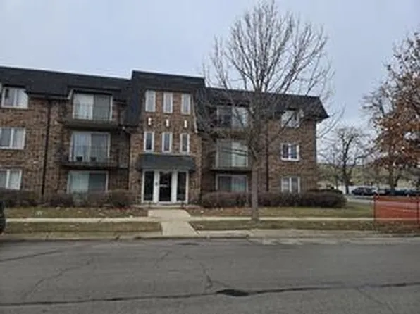 10800 Kilpatrick Ave E #2NE, Oak Lawn, IL 60453