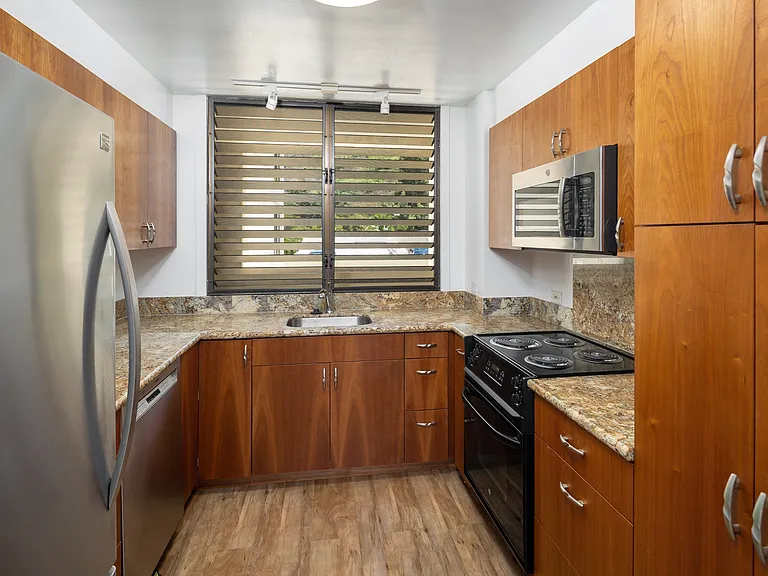 6770 Hawaii Kai Dr #203 — Photo 6