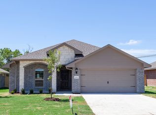 1308 E Baltimore Ave, Fort Worth, TX 76104
