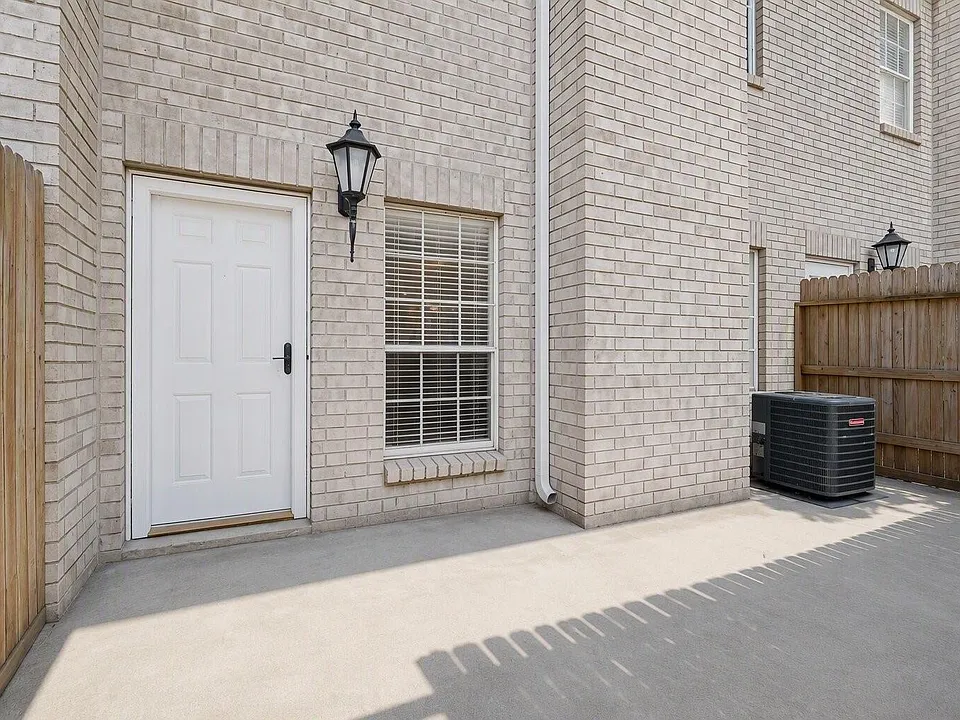 17491 Red Oak Dr #7491