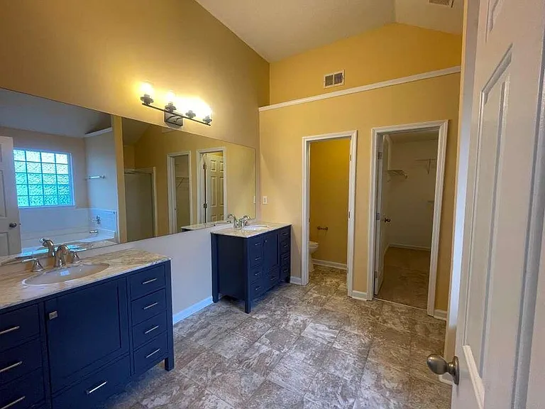 408 Canoga Ct — Photo 7