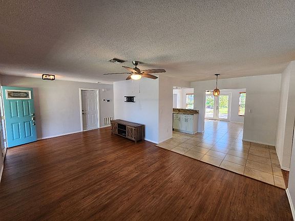 4th image of 4427 Saxon Dr