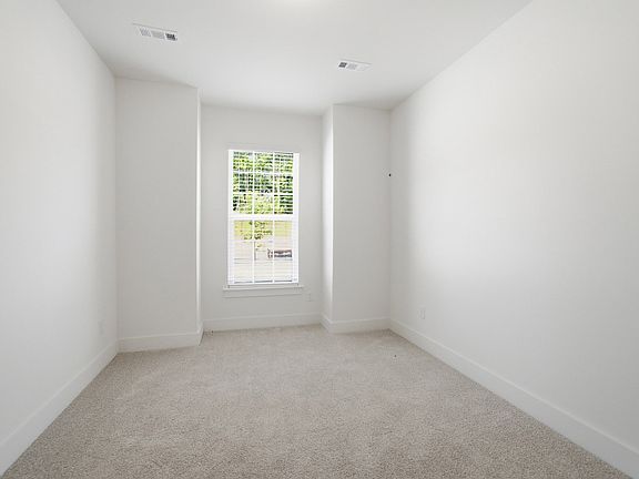 5th image of 7232 Fairlawn Dr