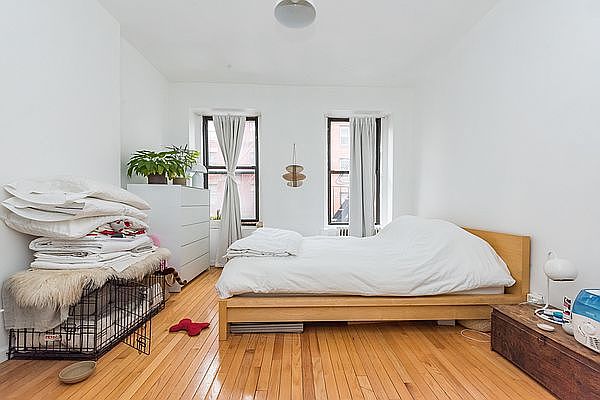 1st image of 97 E 7th St #6