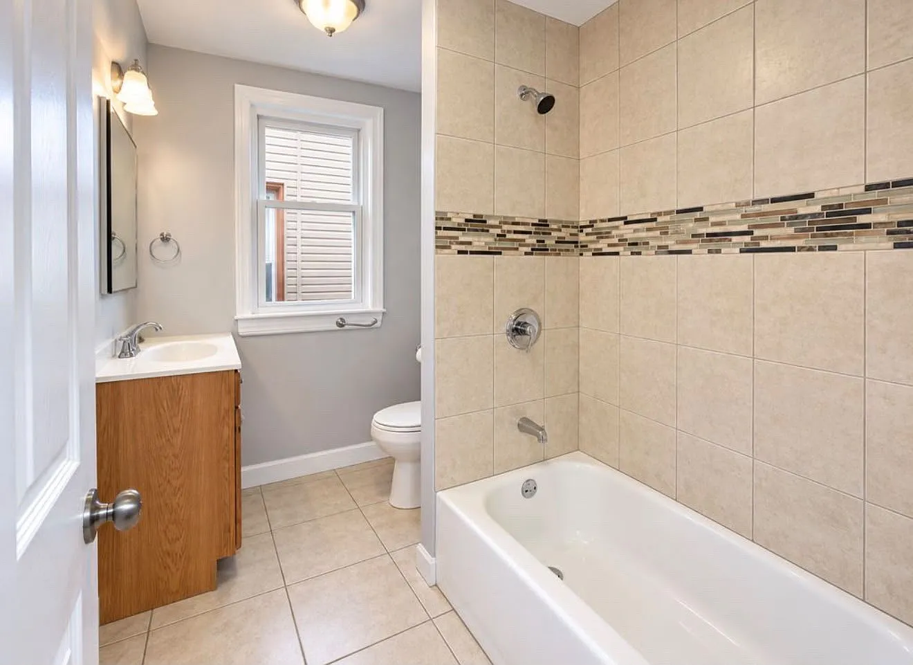 143 Park Ave — Photo 3